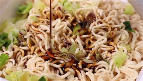 12 Yakisoba Cup Noodles Stock Video Footage - 4K and HD Video Clips | Shutterstock