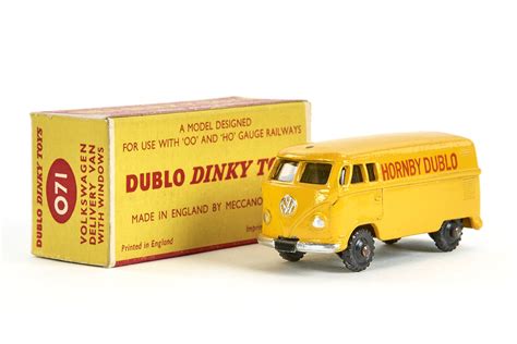 Dublo Dinky Toys 71 Volkswagen Delivery Van