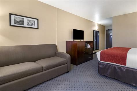 COMFORT INN KENT - SEATTLE - Updated January 2025 - 62 Photos & 32 Reviews - 22311 84th Ave S ...