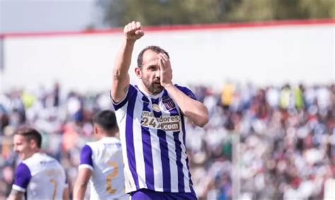 Hern N Barcos La Figura Del Triunfo De Alianza Lima En Ayacucho