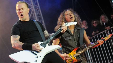 Metallica S James Hetfield And Kirk Hammett Reveal The Guitar Secrets