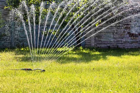 5 Best Sprinklers For Large Lawns - MowingMagic.com