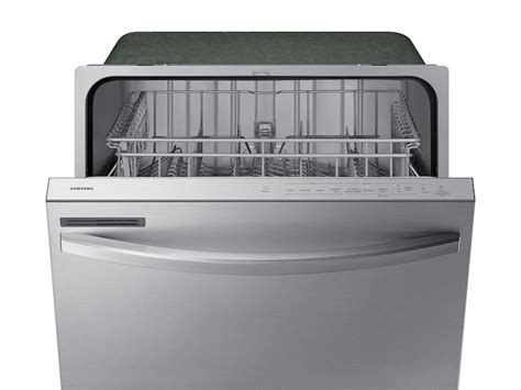 Fingerprint Resistant 53 Dba Dishwasher With Height Adjustable Rack In