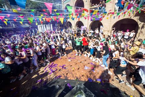 Fotos Del Inicio De Las Fiestas De Santa Pantaria De La Almunia De Do A