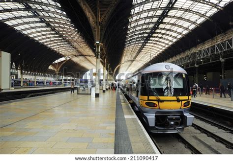 Heathrow Express Paddington Station Stock Photo (Edit Now) 211090417