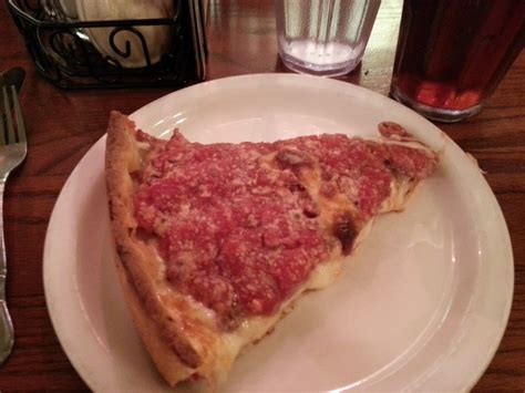 Lou Malnatis Pizzeria Chicago