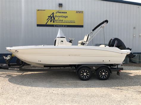 New 2024 Stingray 216 CC, 65079 Sunrise Beach - Boat Trader