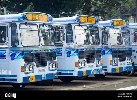 Sri Lanka Bus Stock Photos & Sri Lanka Bus Stock Images - Alamy