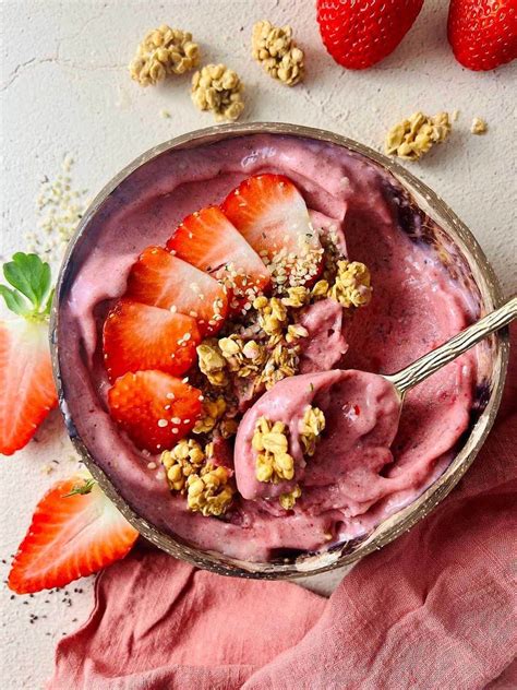 Creamy Strawberry Smoothie Bowl Naturallie Plant Based