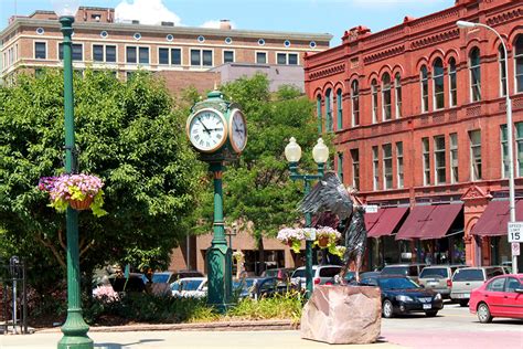 living  sioux falls sd  ranked  place