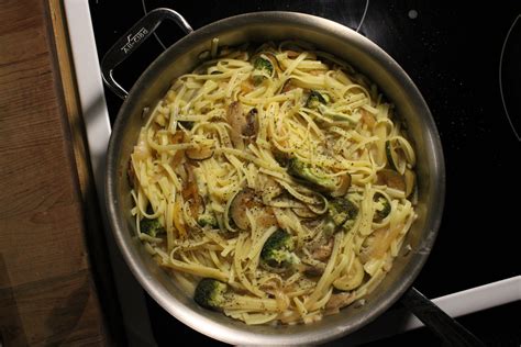 Vegan Fettuccine Alfredo Hearty At Home Plant Based