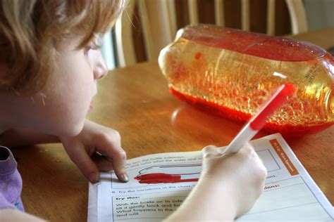 Fun Crafts for Preschoolers: Science Project: Homemade Lava Lamp