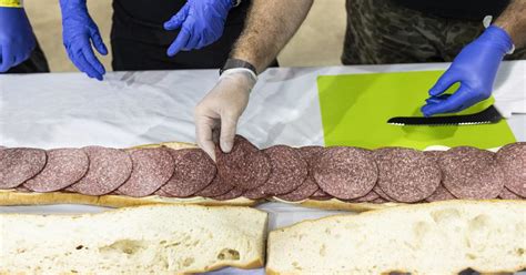 Enormous Lebanon bologna sandwich unveiled at Pennsylvania community fair