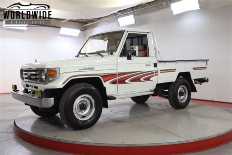 1990 Toyota FJ75 Land Cruiser Pickup | Worldwide Vintage Autos