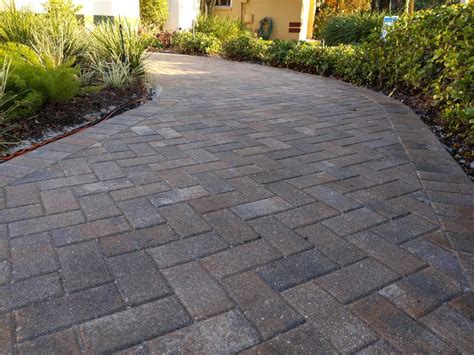 Black Diamond Coatings Dominator Lg Low Gloss Paver Sealer Wet Look Review