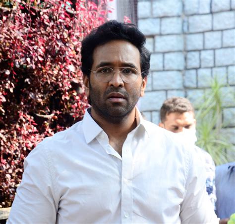 Vishnu Manchu Unhappy With Prakash Raj S Decision Telugu News