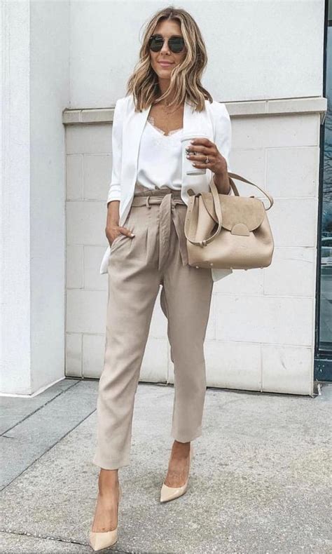 24 Stylish Summer Work Outfits For Women