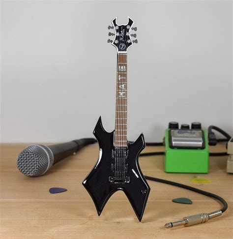 Slipknot Mick Thomson Bc Rich Warlock Miniature Guitar Atelier Yuwa