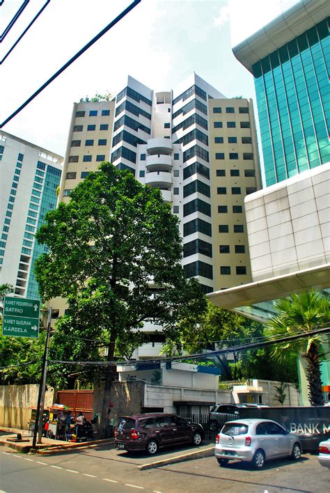 apartemen setiabudi setiap gedung punya cerita