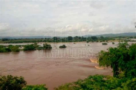 Hoy Tamaulipas Se Desborda El Rio Balsas Tras Desfogue De Presa En