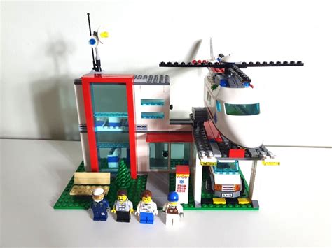 Lego City Szpital 4429 Centrum Ratunkowe Pogotowie Szczecin Kup