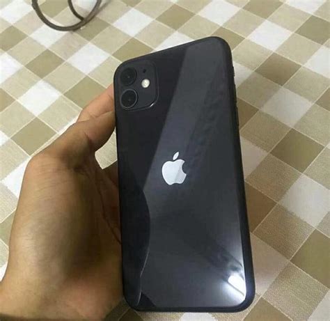 買二手iphone之前，一定要先看新機的價格，比如這款iphone11 每日頭條