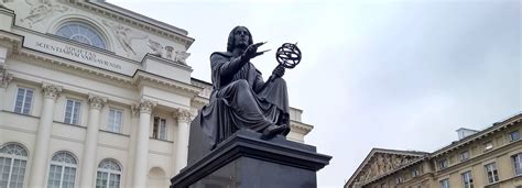 Local Landmarks: Copernicus Statue - Warsaw Insider