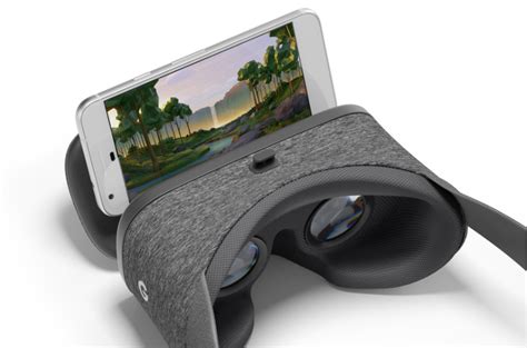 Google unleashes the power of the web in VR with Chrome browser for ...