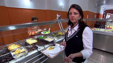 Etiqueta Saiba Como Se Portar Em Um Buffet Self Service YouTube