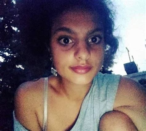 CrazyGirls Webcam Show Naked Women Cams Show