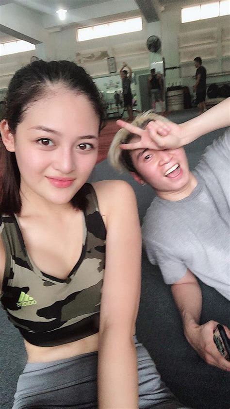 Tình sử Karik Yêu toàn hot girl đến sao đình đám ồn ào nhất mối tình năm với Trang Pilla