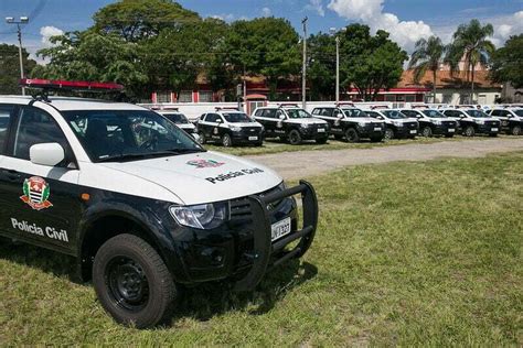 Dupla Acusada De Assaltar Pm Ambiental Em Osasco Presa Durante A O