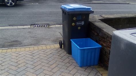 Putting The Blue Bin Out Thursday 3823 Youtube