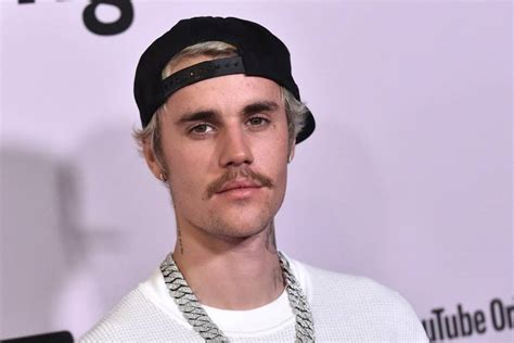 Justin Bieber lanza su nuevo álbum