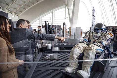 El Traje Con El Que Pedro Duque Viajó A La Estación Espacial