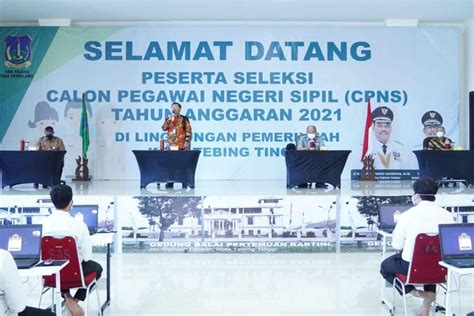 Dampingi Bkn Pusat Tinjau Ujian Cpns Walikota Tebing Tinggi Jangan