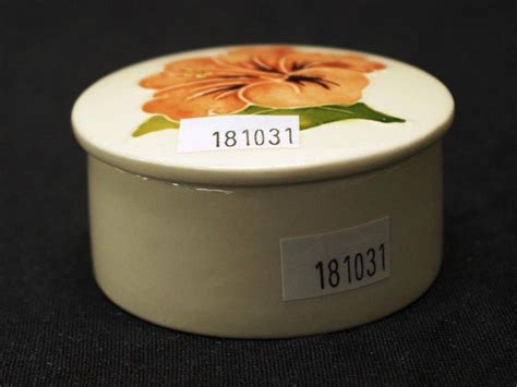 Moorcroft Coral Hibiscus Lidded Trinket Box 7cm Diameter Moorcroft