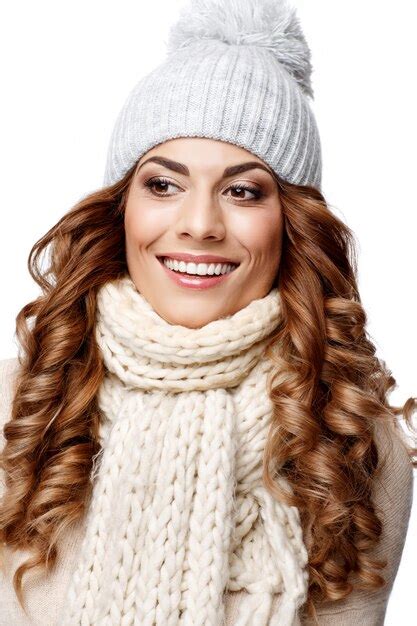 Premium Photo Beautiful Young Woman In Knitted Wool Sweater Smiling