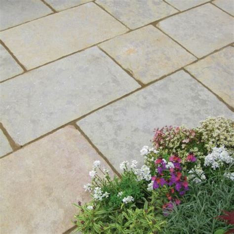 Limestone Paving Slabs & Flags | Patios | UK Delivery