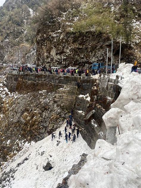 India Scores Of Tourists Feared Dead In Sikkim Avalanche News Photos