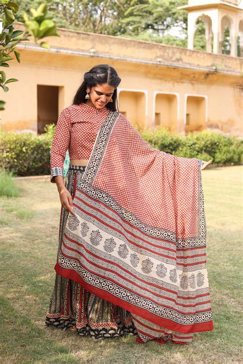 Light Maroon Cotton Lehenga Blouse With Star Print Raworiya