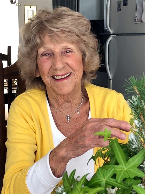 Patricia Mildred Douglas Obituary - Oshawa, ON