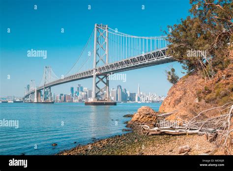 Classic panoramic view of San Francisco skyline with famous Oakland Bay ...