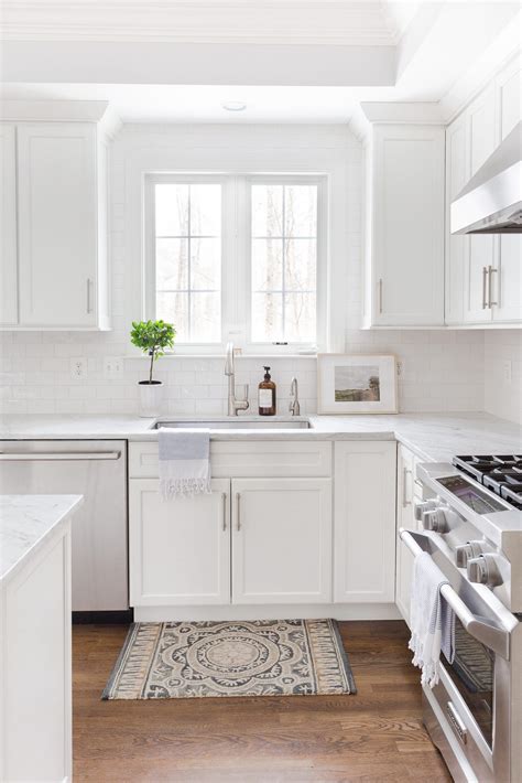 White Dove Benjamin Moore Kitchen Cabinets Image To U