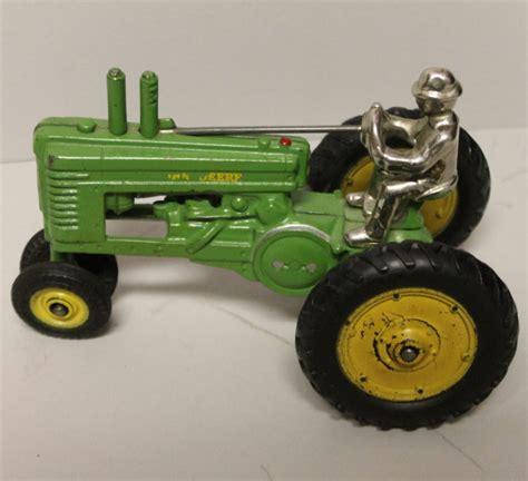 bargain johns antiques antique arcade john deere  cast iron toy