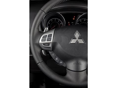 2015 Mitsubishi Outlander Sport: 84 Interior Photos | U.S. News