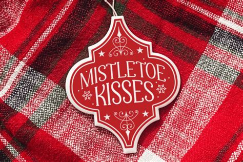 Mistletoe Kisses SVG Graphic By CraftArt Creative Fabrica