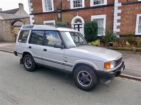 Land Rover Discovery V8 – Vehicles on screen