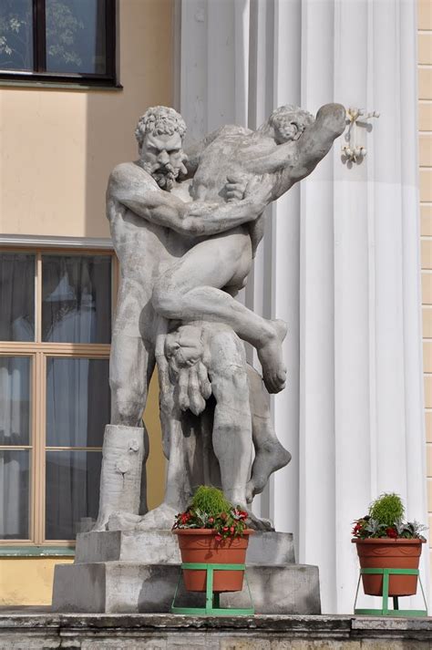 Sculpture Fighting Hercules With Antaeus Saint Petersburg