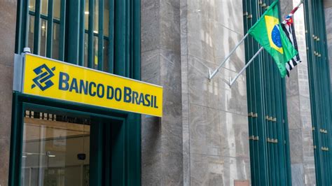 Banco do Brasil deve fechar agências e demitir 5 000 funcionários